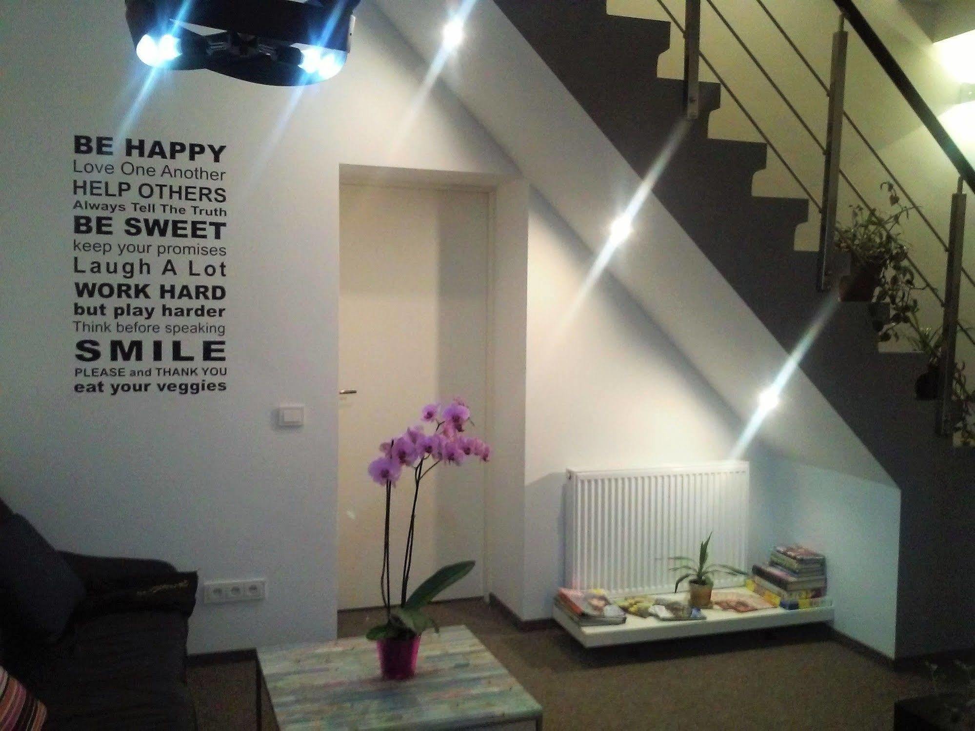 Happy Inn Kaunas Ngoại thất bức ảnh