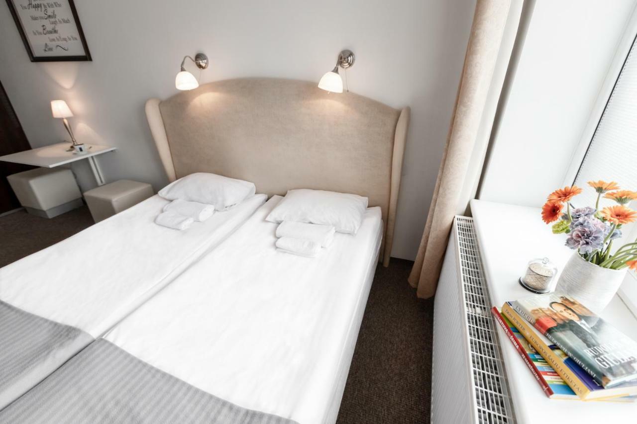 Happy Inn Kaunas Ngoại thất bức ảnh