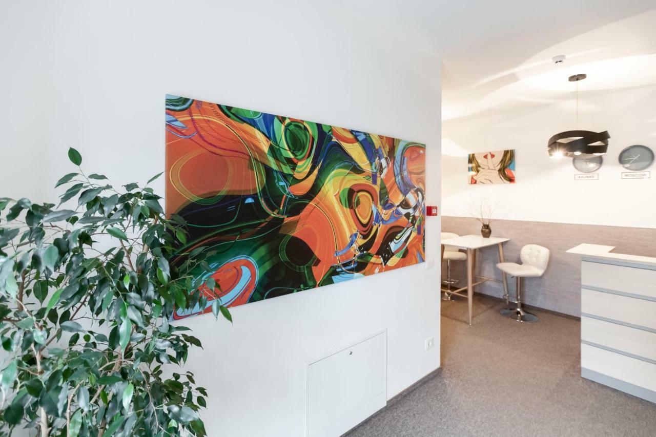 Happy Inn Kaunas Ngoại thất bức ảnh