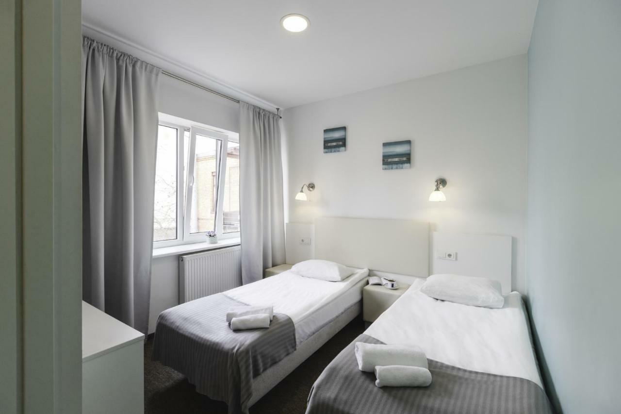 Happy Inn Kaunas Ngoại thất bức ảnh
